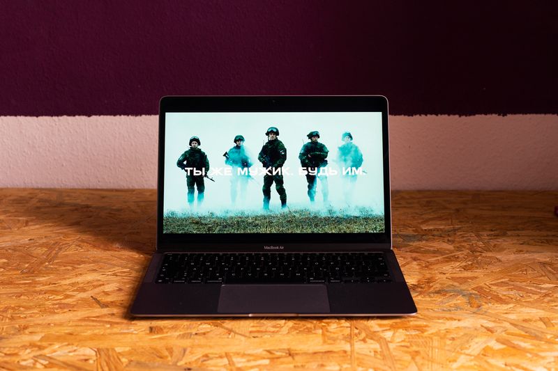 © Cecilia Frollano - Image from the The burden of freedom photography project