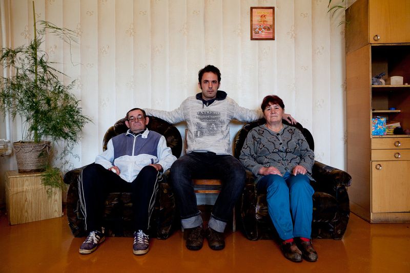 © Daniel Halasz - Image from the Family photography project