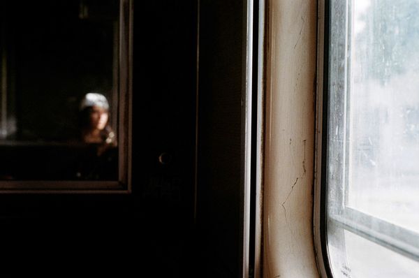 © Farida Hamak - ©Farida Hamak /Regard Sud galerie. Train MGM, Tunisie, 2023 . Procédé argentique.