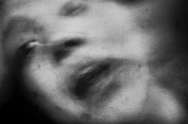 © Eriko Masaoka - Image from the TSUBUTSUMI / 粒神 photography project