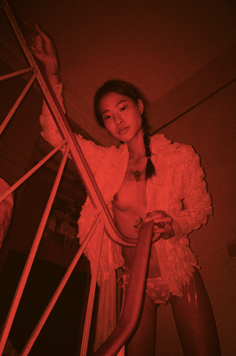 © Yu Hsuan Chang - My first lady after seven years.G-Book: Jian2.0