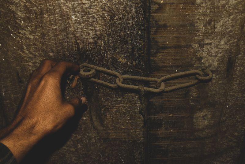 © Meet Varvada - Image from the The Vacation Home photography project