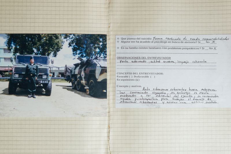 © Nicolás Bernal - Image from the Cero Plumas (Zero Feathers) photography project