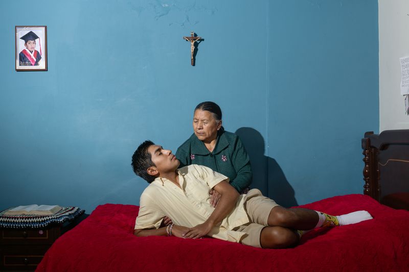 © Nicolás Bernal - Image from the Cero Plumas (Zero Feathers) photography project