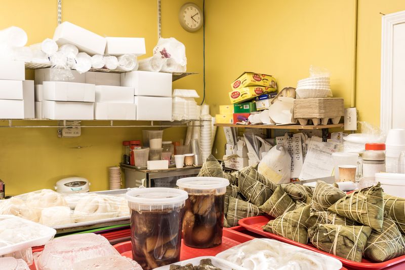 © Jonathan Michael Castillo - Sunlight Cafe and Bakery, Chicago (Chinatown) - 2018