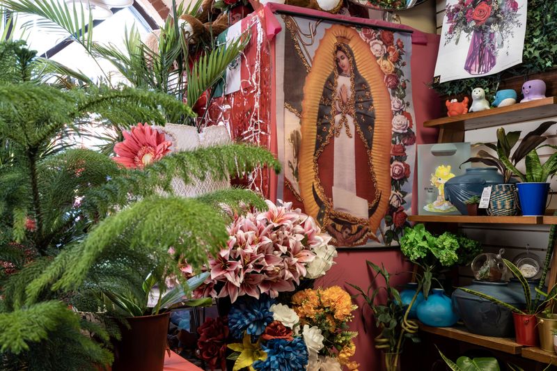 © Jonathan Michael Castillo - Jazmin Flowers, Chicago (Pilsen) - 2022