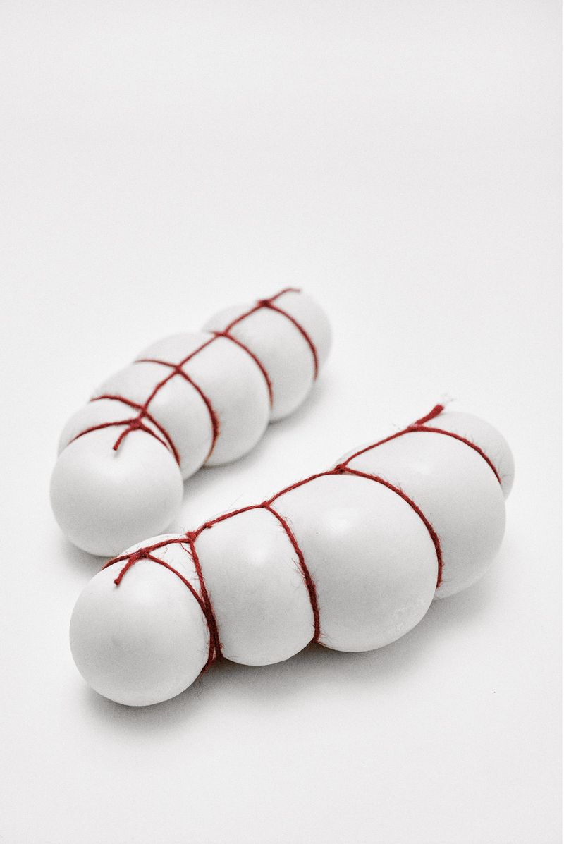 © Bella Cardim - Image from the Beyond the Body:Unraveling the Ties Between Food, Feeling, and Form photography project
