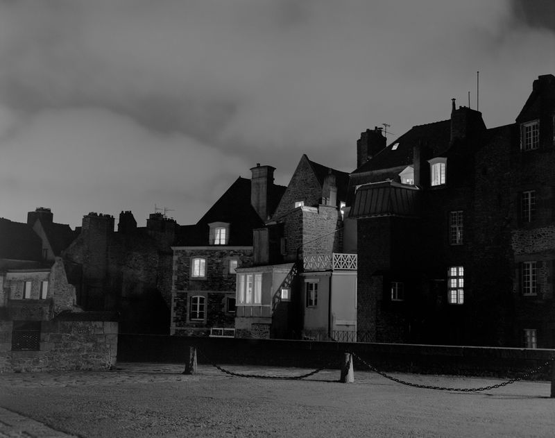 © Fiona Veronique - Untitled (Silent...some waves)