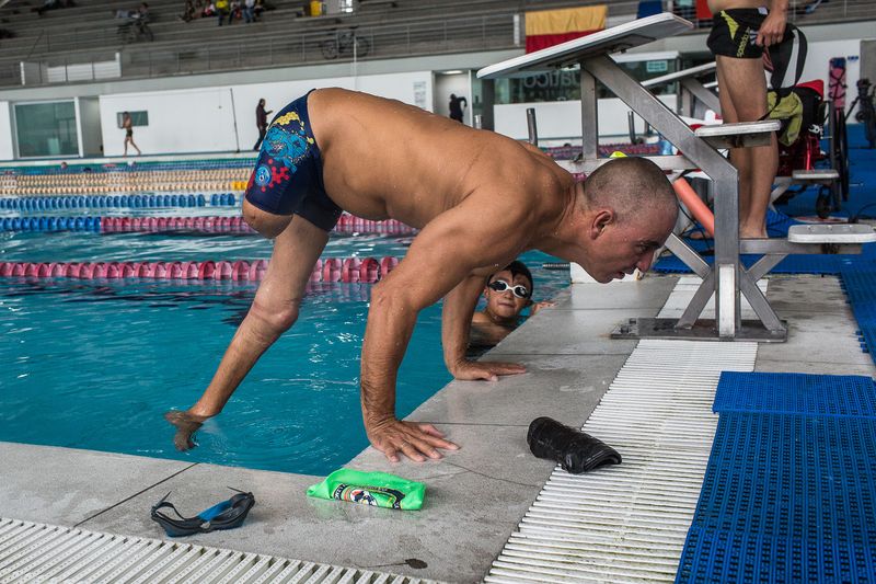 © Eduardo Leal - Image from the Victims & Heroes photography project