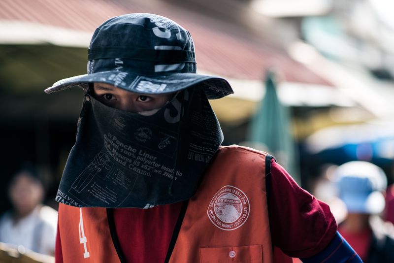 © Ploy Suphalak Phutpheng - Eyes focused