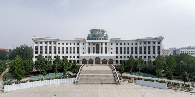 © WU GUOYONG - Image from the China's "White House" photography project