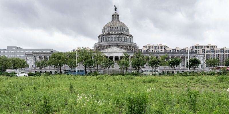 © WU GUOYONG - Image from the China's "White House" photography project