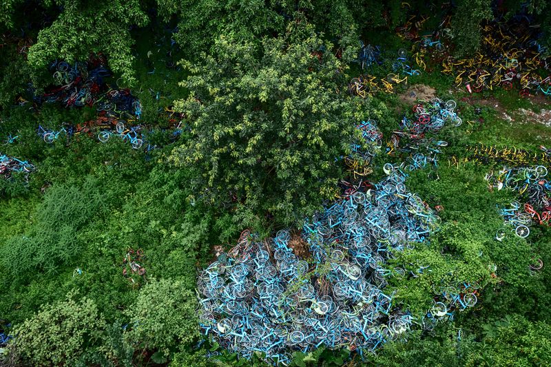 © WU GUOYONG - Image from the No Place to Place photography project