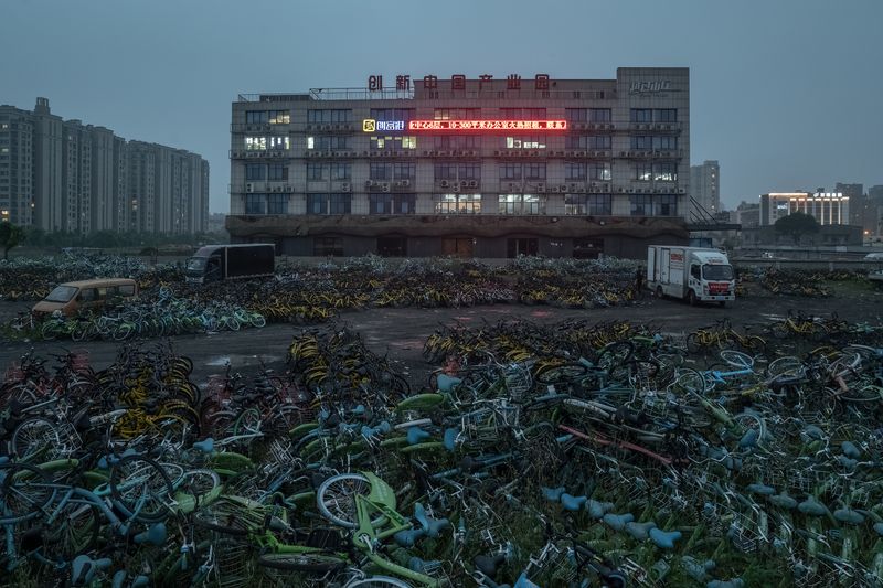 © WU GUOYONG - Image from the No Place to Place photography project