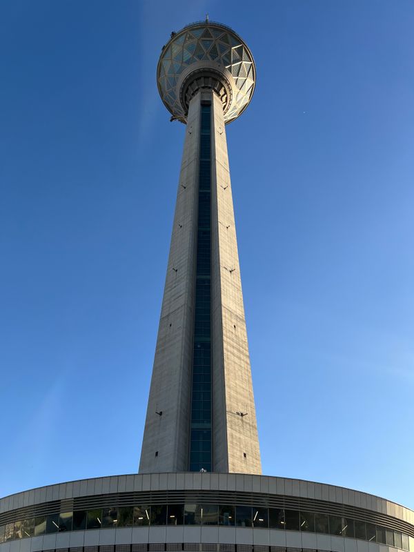 © Mohammad Reza Taban - Image from the Tower photography project