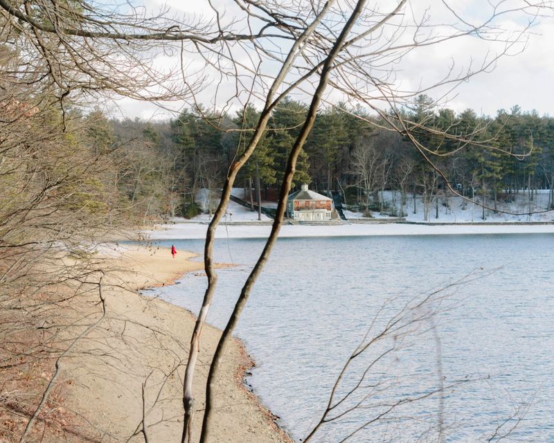 © Kelly Burgess - Image from the Root Rot photography project