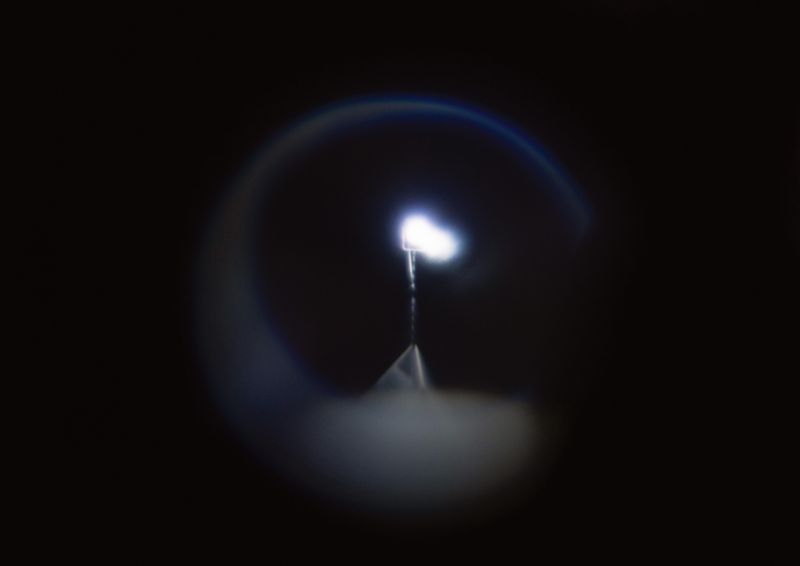 © Paola Chapdelaine - A light of Sanctum, the Virtual Reality club that Silent helps run, photographed through her VR headset.