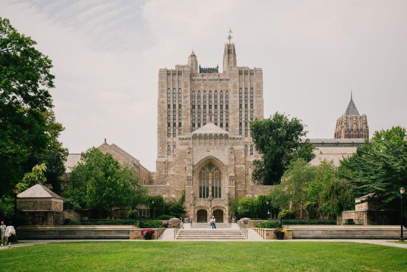 © Paola Chapdelaine - Image from the Tough Love photography project