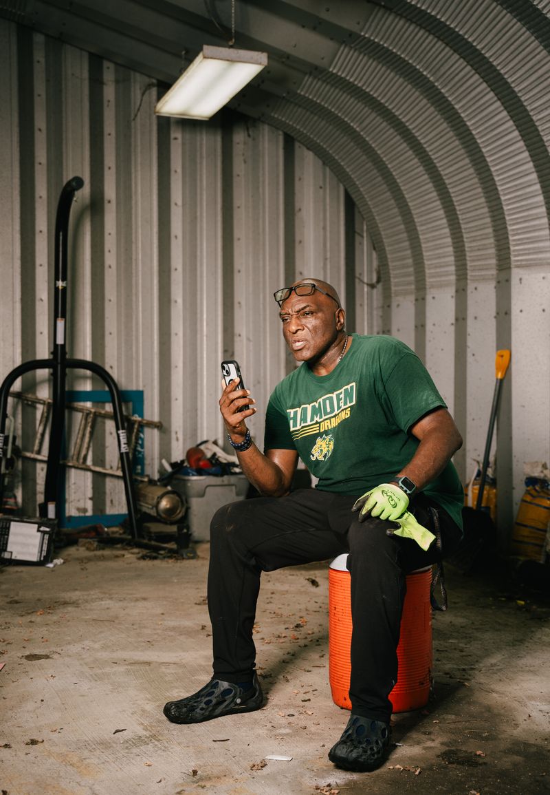 © Paola Chapdelaine - Image from the Tough Love photography project