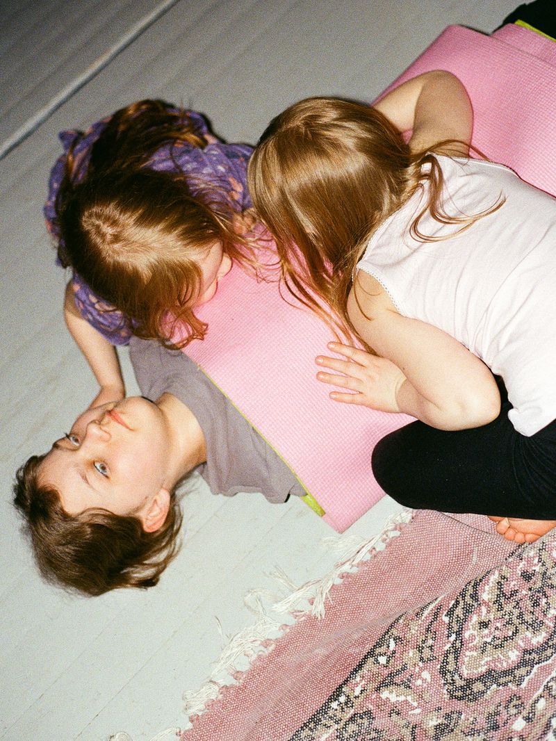 © Lydia Toivanen - Iris and Sisters, 2024