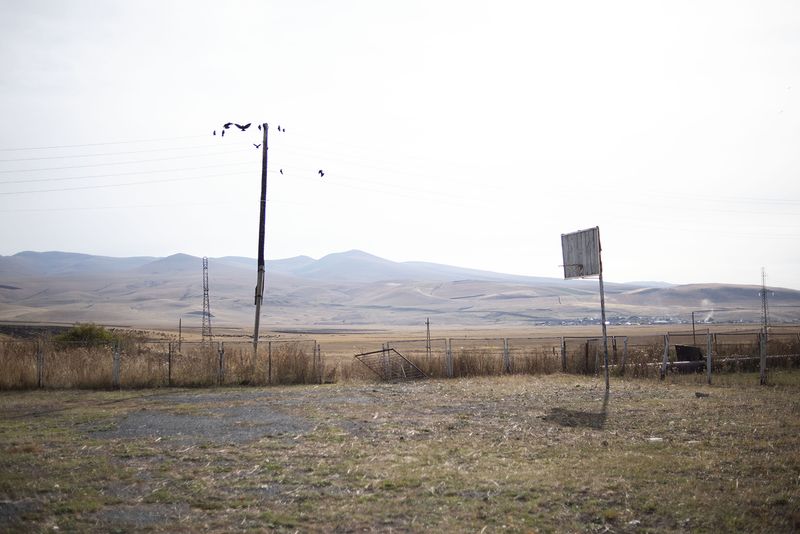 © Madelaine Ekserciyan - The backyard of the primary and secundary school in Bavra.
