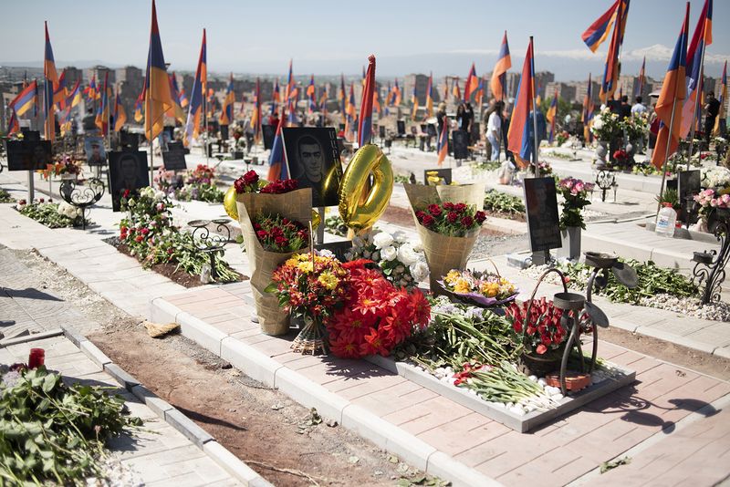 © Madelaine Ekserciyan - Image from the Mayrig photography project