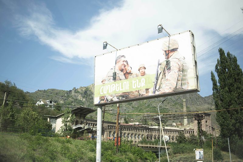 © Madelaine Ekserciyan - Image from the Mayrig photography project