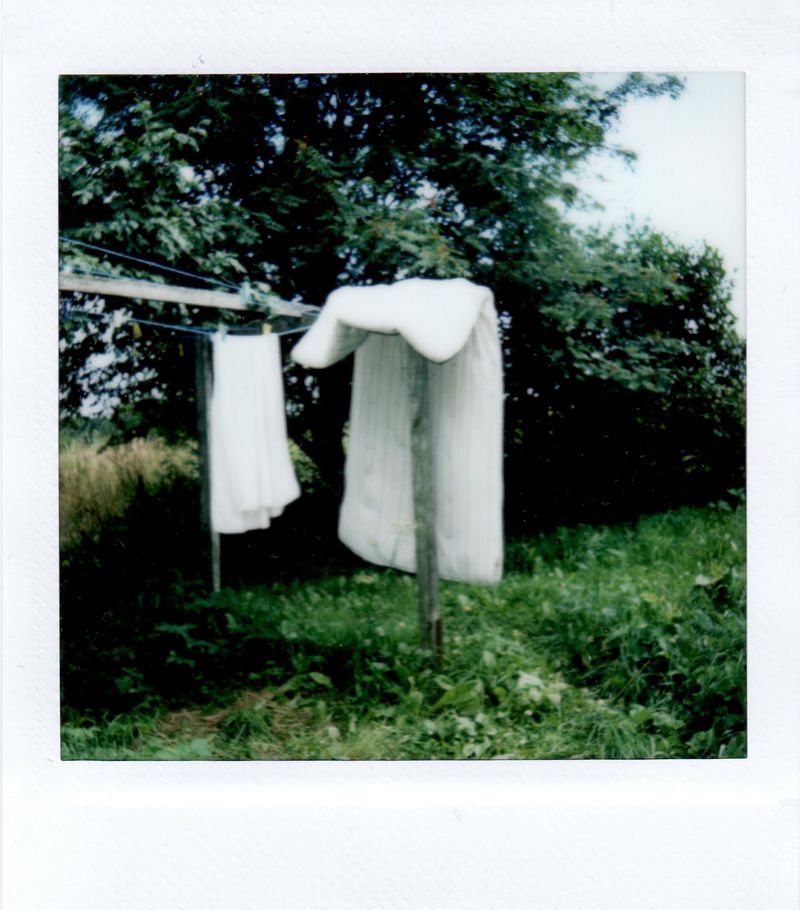 © Mary Gelman - Bed linen is on the street in the village "Svetlana"