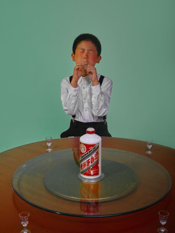 © Hanyi Liu - Image from the The Family Photos photography project