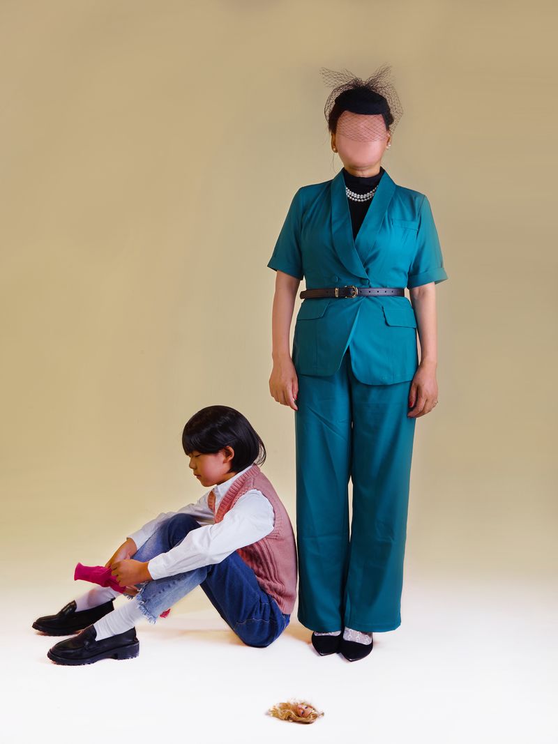 © Hanyi Liu - Image from the The Family Photos photography project