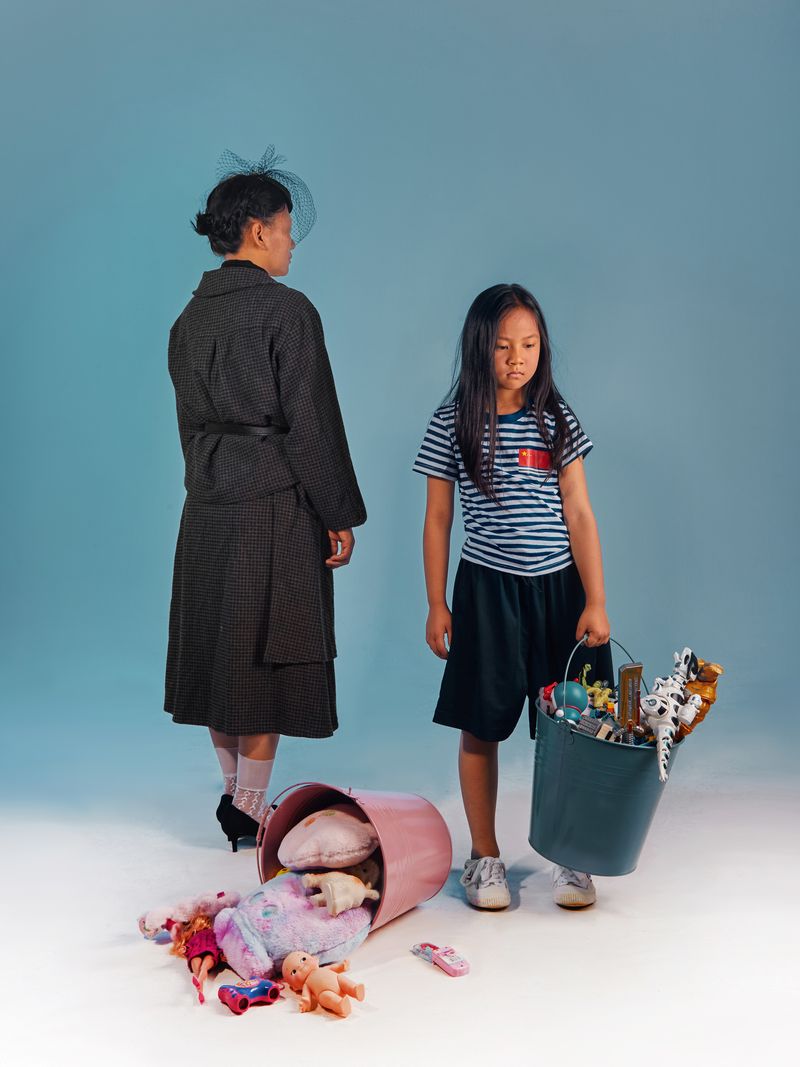 © Hanyi Liu - Image from the The Family Photos photography project
