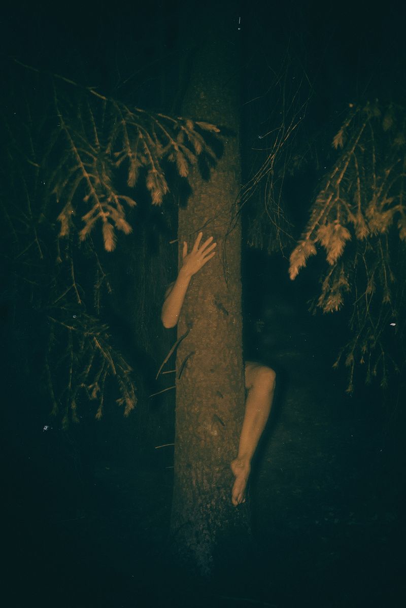 © Anna Biletska - Image from the Between the Lives photography project