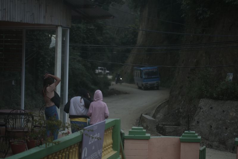 © OLIVER AOUN PHOTOGRAPHER - Image from the look at what i see photography project