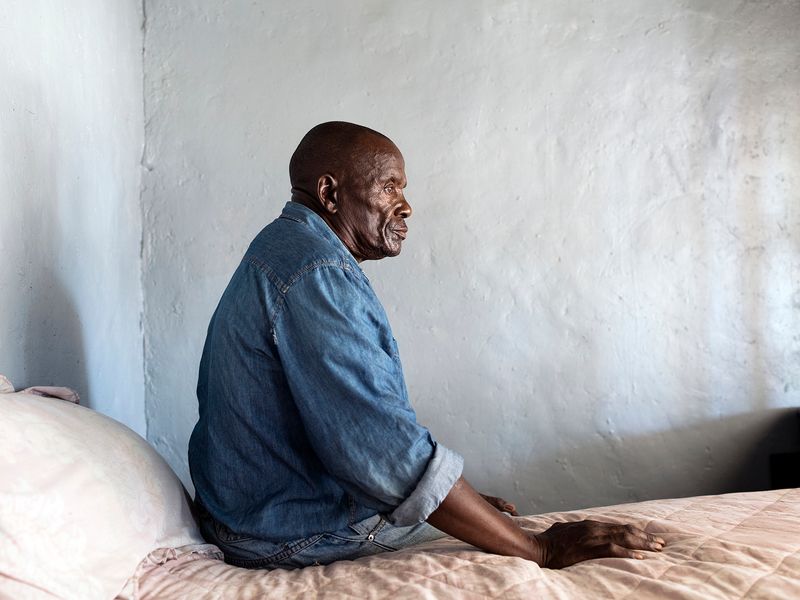 © Ilan Godfrey - Image from the The Platinum belt photography project