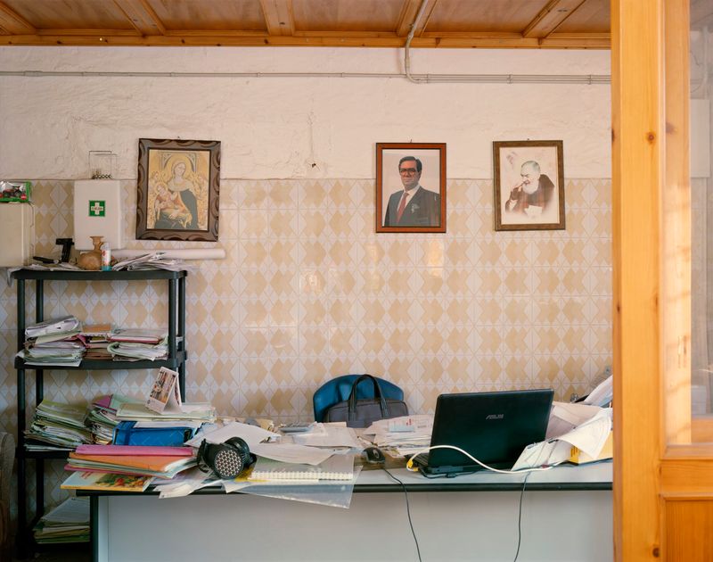 © Murray Ballard - Olive press office, Cocumola, Salento, February 2023