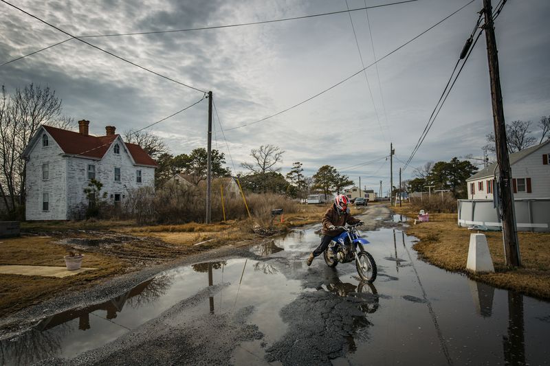 © Michael Snyder - Image from the Eroding Edges photography project