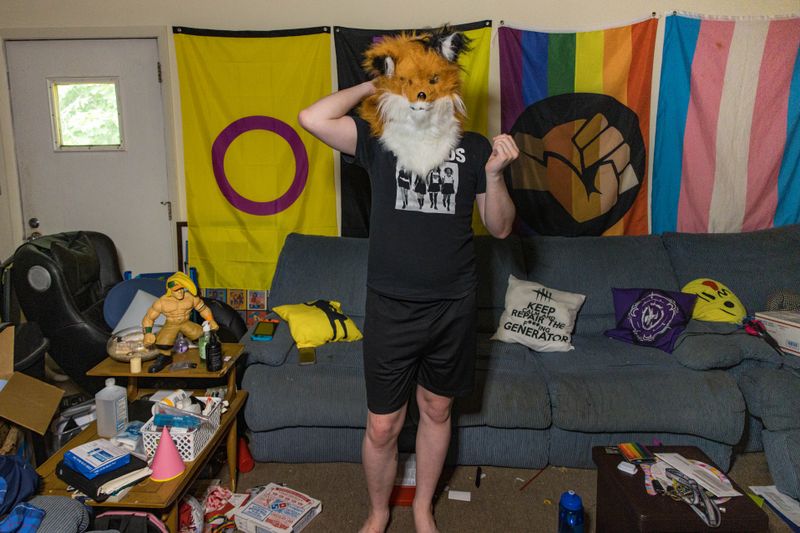 © Michael Snyder - Envy Divine at their home.