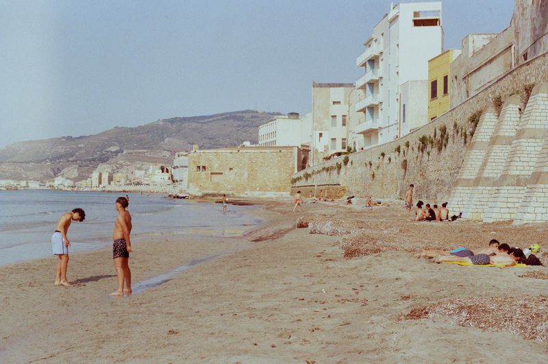 © Lina Ardila - Image from the Estate Spiaggia Sale Sole photography project