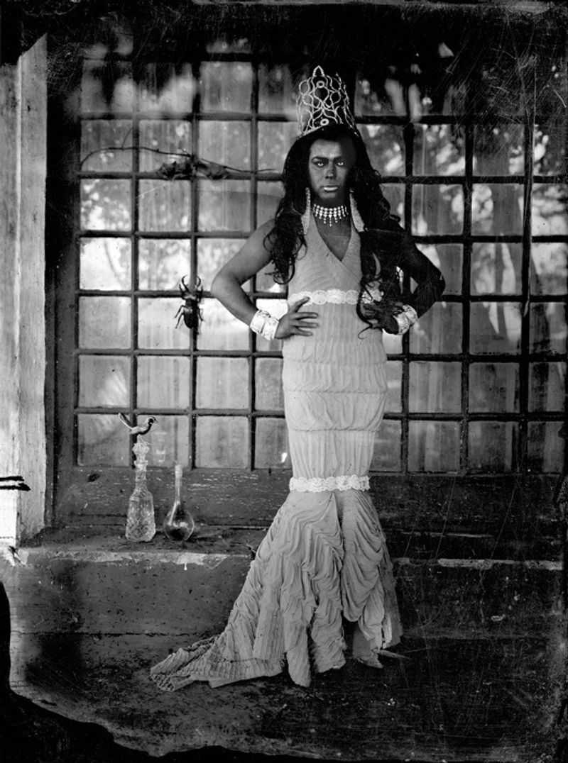 © Mauricio Toro Goya - Image from the Divine Image photography project