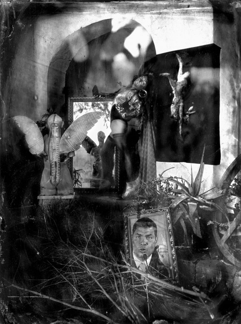 © Mauricio Toro Goya - Image from the Divine Image photography project