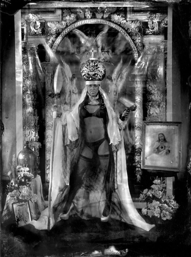 © Mauricio Toro Goya - Image from the Divine Image photography project