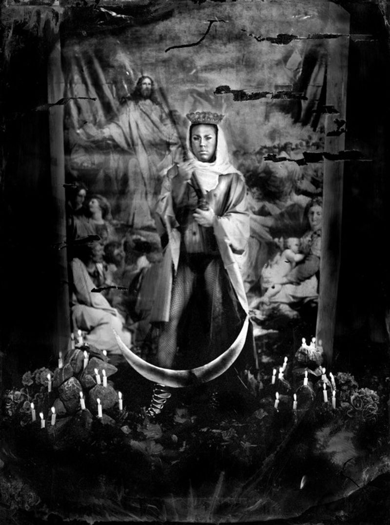 © Mauricio Toro Goya - Image from the Divine Image photography project