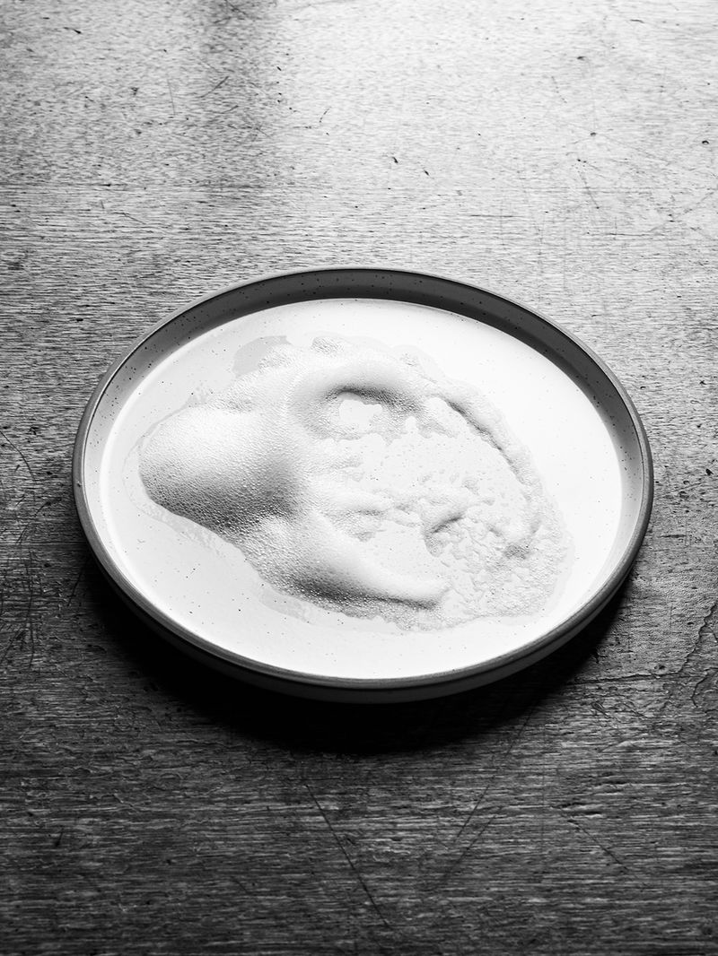 © Minami Ivory - Image from the Weapon of Choice photography project