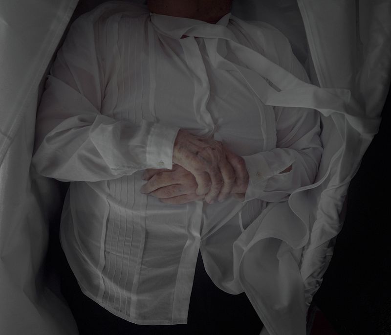 © Carlos Folgoso Sueiro - Image from the Alén do lago photography project