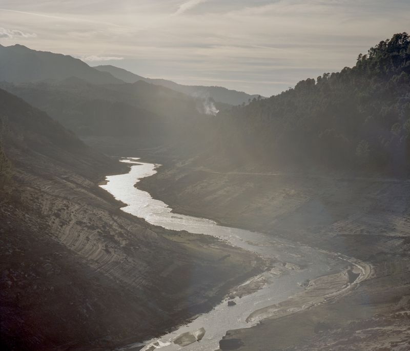 © Carlos Folgoso Sueiro - Image from the Alén do lago photography project
