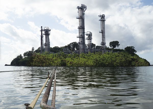 © Maica Gugolati - Image from the Floating Islands photography project