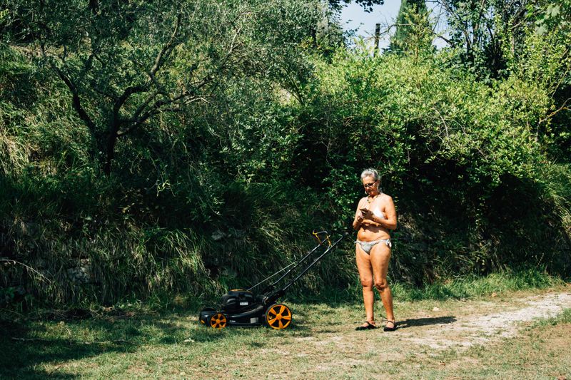 © Olimpia Piccolo - Image from the ALL GOOD AND VERY HAPPY? photography project
