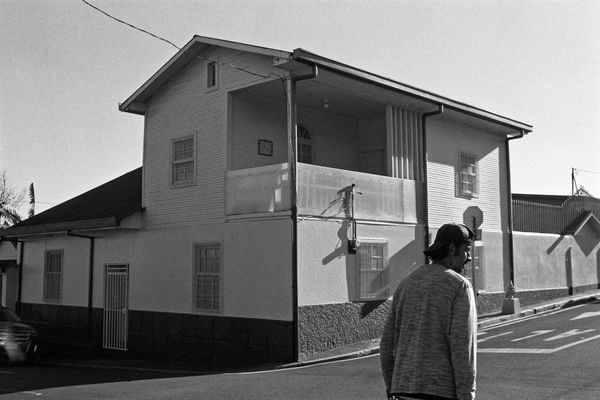 © Juliana Quesada - This is a very iconic, pink house in San Rafael de Escazú. It is a landmark for the locals.