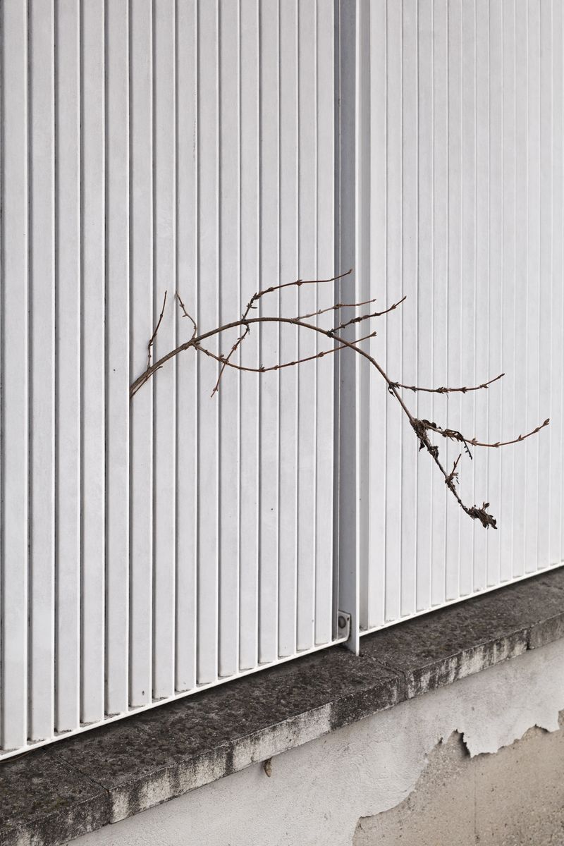 © Marcello Coslovi - Image from the The wrong side of the tracks photography project