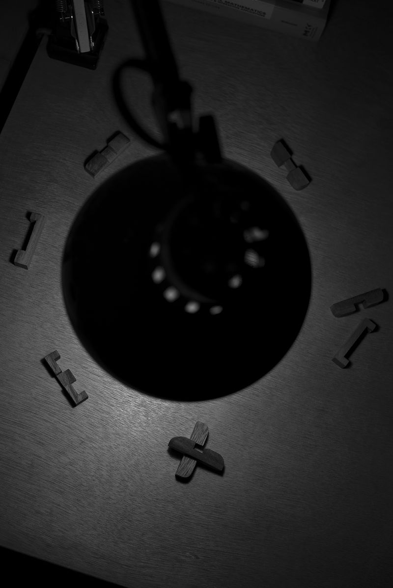 © Danielle Ezzo - Image from the Psychic Telephone photography project